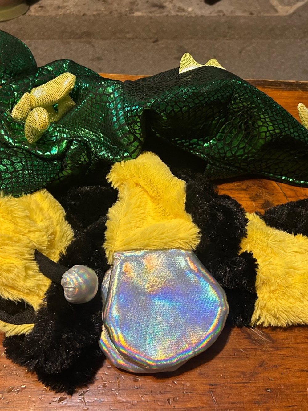 2 dog costumes Bee & Alligator/Dragon